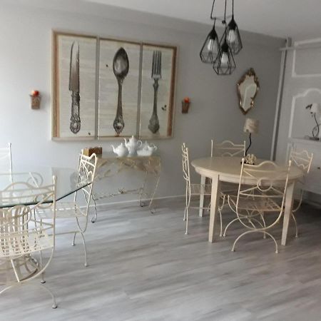 La Mongeardiere Ay-Champagne Exterior foto